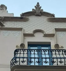 Hotel boutique en Sitges: el casco antiguo con ojos de local