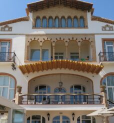 Bienestar en Sitges: masajes, spas y yoga frente al mar