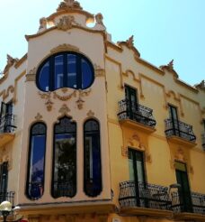 Sitges modernista: la calle Illa de Cuba y el dinero llegado de Cuba
